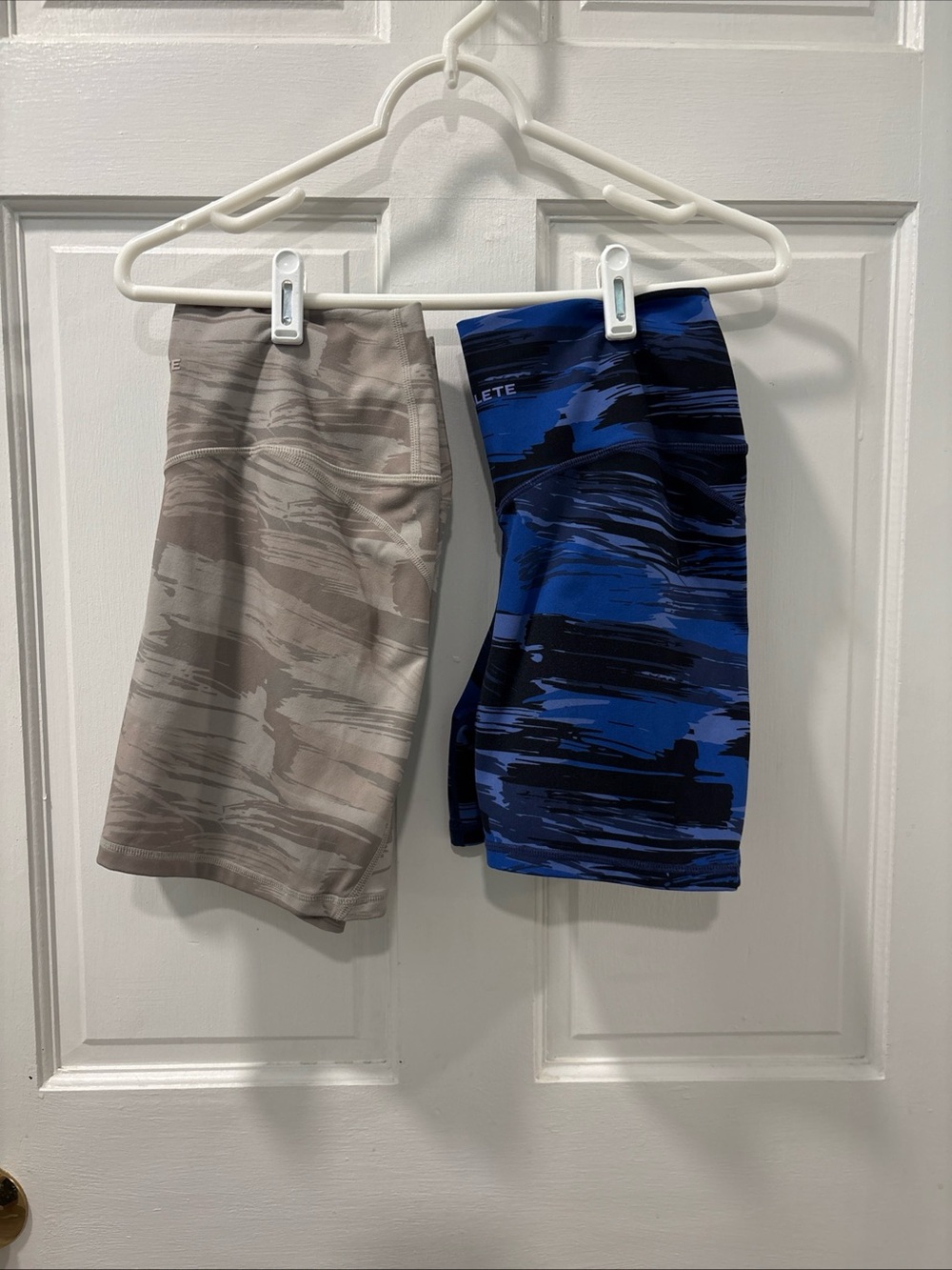 Alphalete Women’s Surface Power Shorts Size Large Lot Of Two Grey Blue Camo EUC